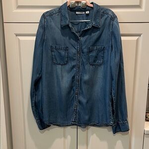 Halogen Blue Denim Button-Up Shirt large